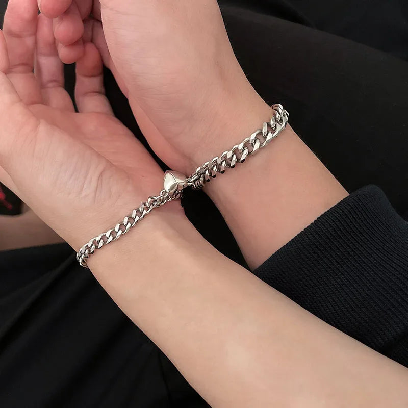 Pulseras de corazón imantadas